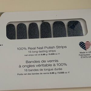 Color Street Living the Gleam Nail Strips